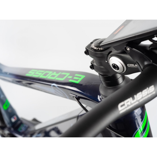 E_CROSS_9.7-M 8.jpg