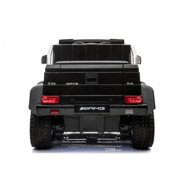 MERCEDES_G_6X6_BLACK_PAINT6.jpg