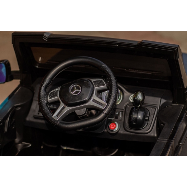 MERCEDES_G_6X6_BLACK_PAINT2.jpg
