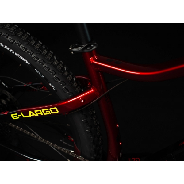 Crussis e-Largo 9.8-S 2023_2.jpg