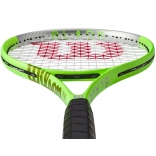 Wilson Blade Feel RXT 105.jpg