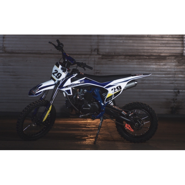 XB29-150o blue_1.jpg