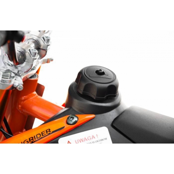 xtr702E orange_4.jpg