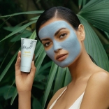 nu-skin-epoch-yin-and-yang-face-nourishing-mask-application.jpg