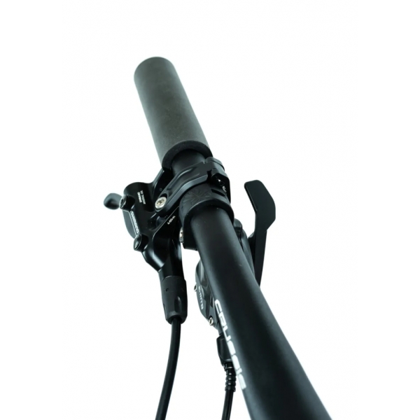ONE-Cross 9.9-M_3.jpg