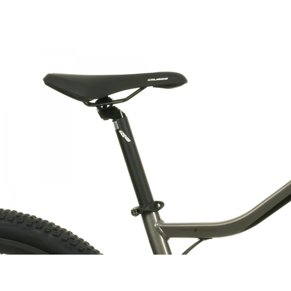e-Largo 8.9-L.jpg