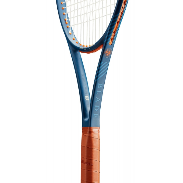 Wilson Blade 98 16x19 Roland Garros 2024.jpg