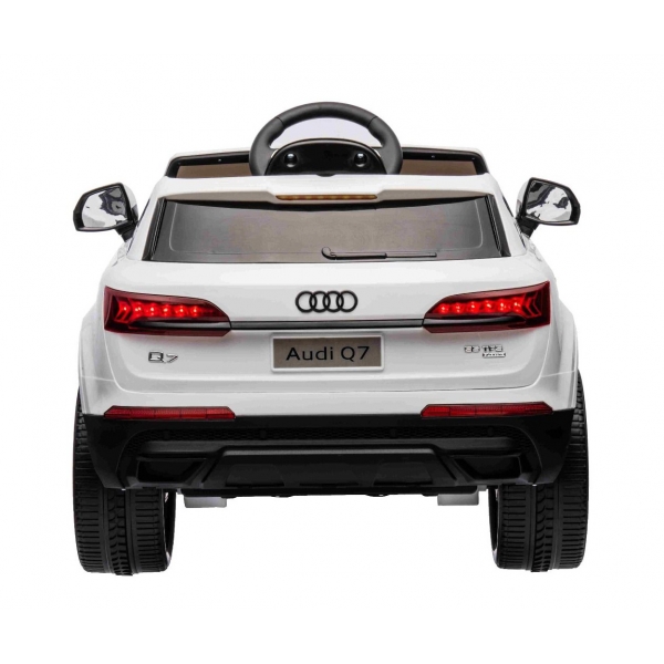 Audi Q7 2023 White_5.jpg