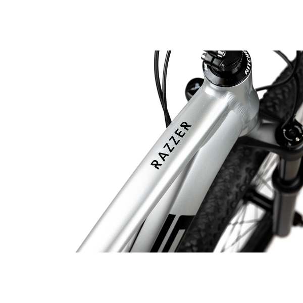 Pells Razzer Evo 2 2023 silver_3.jpg