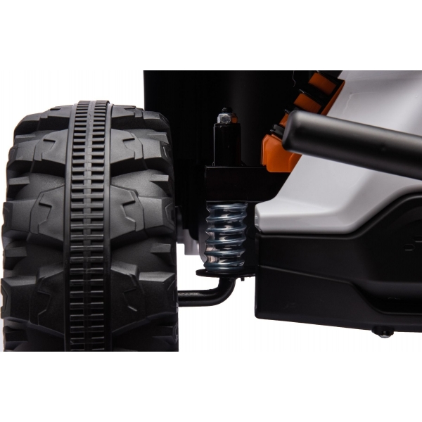 UTV Small White_3.jpg