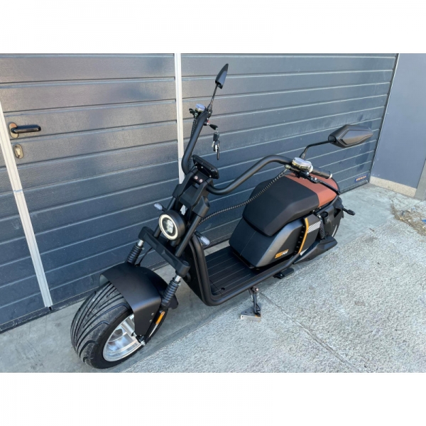 Lera Scooters C7+ 3000W black_3.jpg
