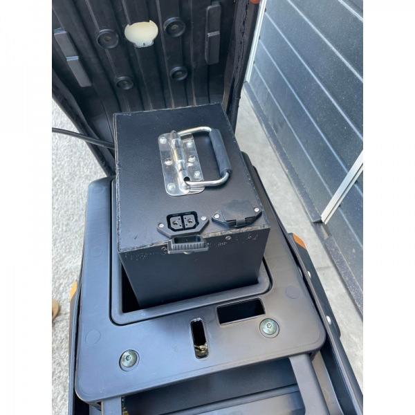 Lera Scooters C7+ 3000W blue_9.jpg