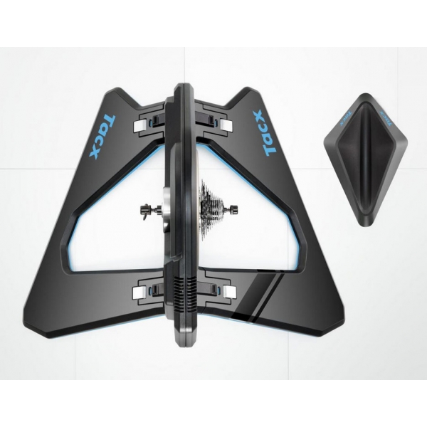 Tacx Neo 2T Season Bundle_2.jpg
