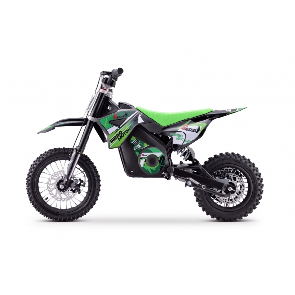 CROSS_GAZELLE_EMD07_GREEN 2.jpg