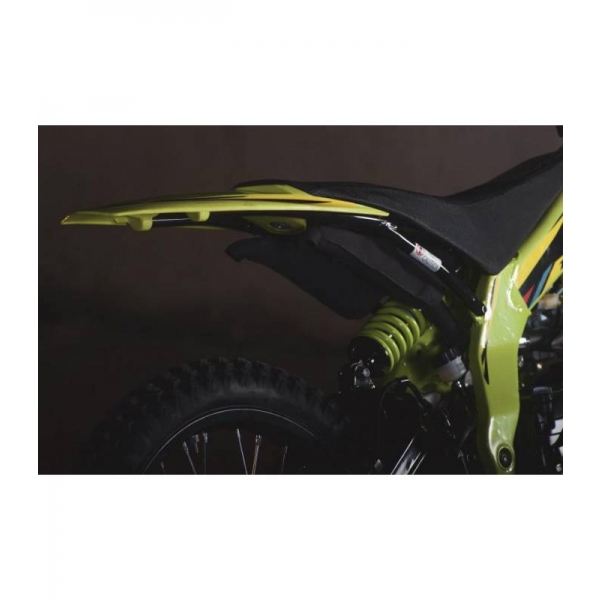 FX1-125 black 6.jpg