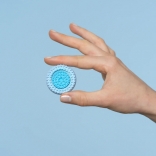 nu-skin-ageloc-lumispa-io-silicone-head-gentle-in hand-image.jpg