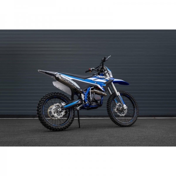 Leramotors By Apollo THUNDER 250cc 21.18 blue_2.jpg