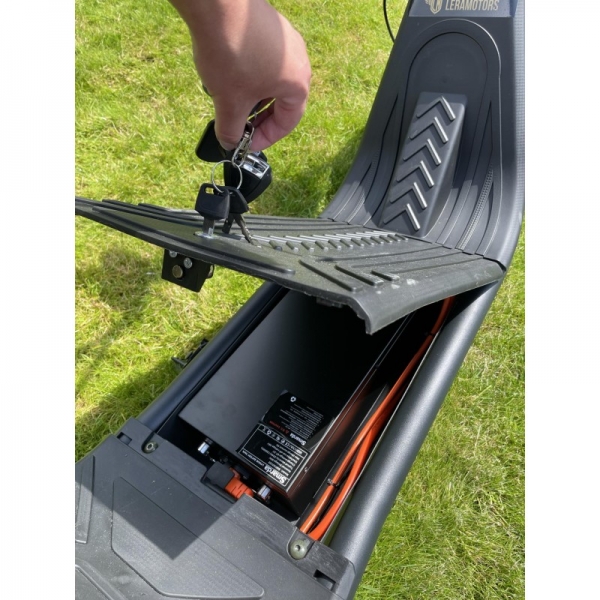Lera Scooters C1+ 1500W red_14.jpg