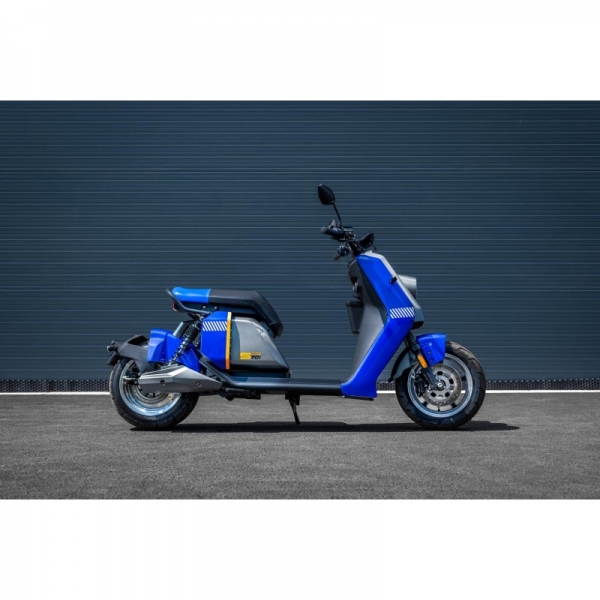 Lera Scooters C7 Skútr 3000W blue_4.jpg