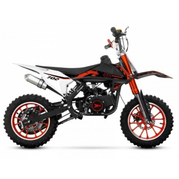 XTR 702 T cervena 1.jpg