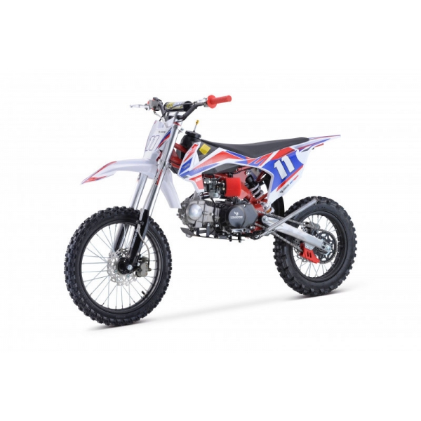 Shark 125ccm 4T 1714 red 1.jpg