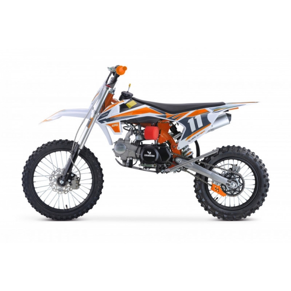 Shark 125ccm 4T 1714 orange 3.jpg