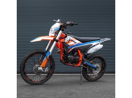 Apollo Thunder 300cc 2118 orange 1.jpg