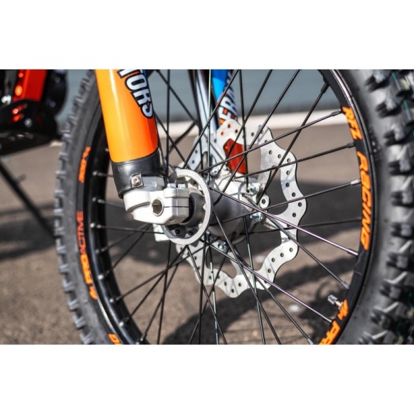 Apollo Thunder 300cc 2118 orange 7.jpg