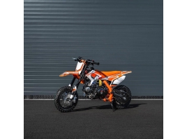 Apollo Thunder 70cc 1210 automat orange 1.jpg