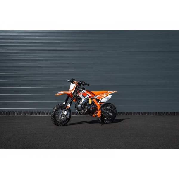 Apollo Thunder 70cc 1210 automat orange 5.jpg