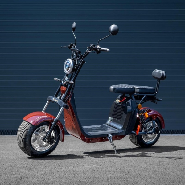 lera-scooters-c2-2000w-hneda 1.jpg