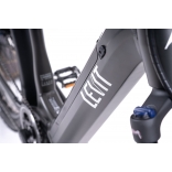 Levit Atlas low ebony pearl 13.jpg