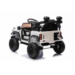 FORD_BRONCO_SMALL_WHITE_LI 3.jpg