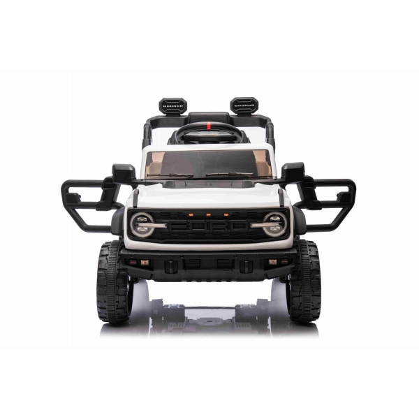 FORD_BRONCO_SMALL_WHITE_LI 7.jpg