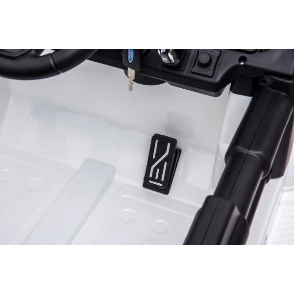 JEEP_WRANGLER_RUBICON_WHITE_Li-16.jpg