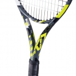 Babolat Pure Aero.jpg