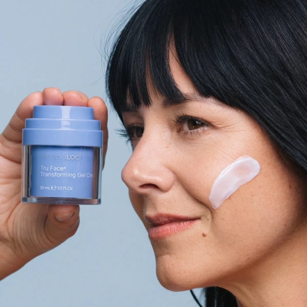 ageLOC_TruFace_Transforming_Gel_Cream_PDP_carrousel_img-4.jpg