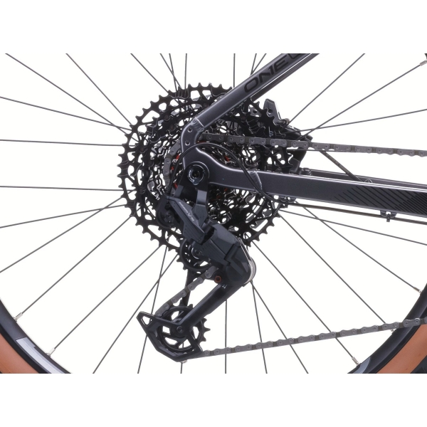 ONE-Largo 10.11 5.jpg