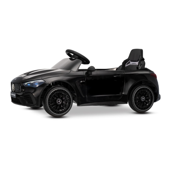 MERCEDES_AMG_CLE_BLACK_Li 4.jpg