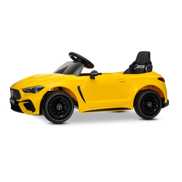 MERCEDES_AMG_CLE_YELLOW_Li 4.jpg