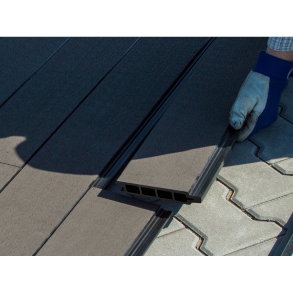 WPC G21 podlaha pre domček GRAH 915, Eben 8.jpg