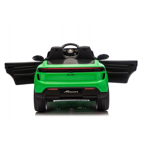 PORSCHE_MACAN_GREEN_Li 15.jpg