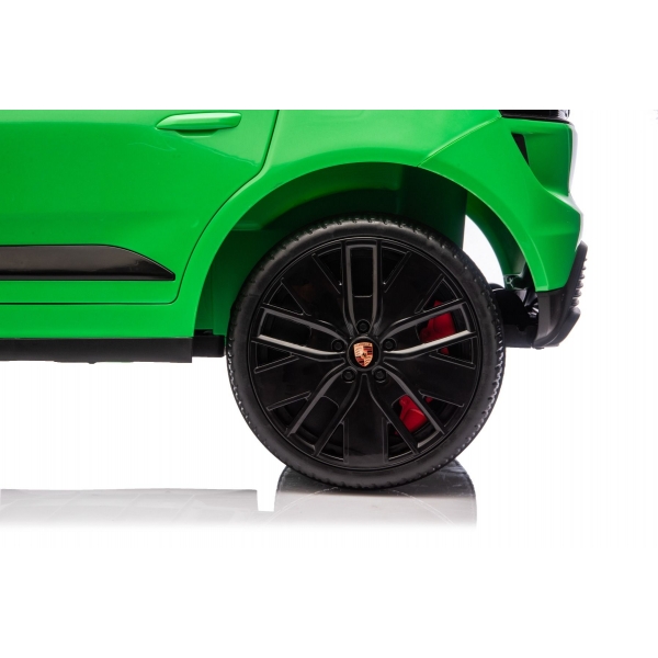 PORSCHE_MACAN_GREEN_Li 6.jpg