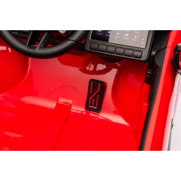 PORSCHE_MACAN_RED_Li 10.jpg