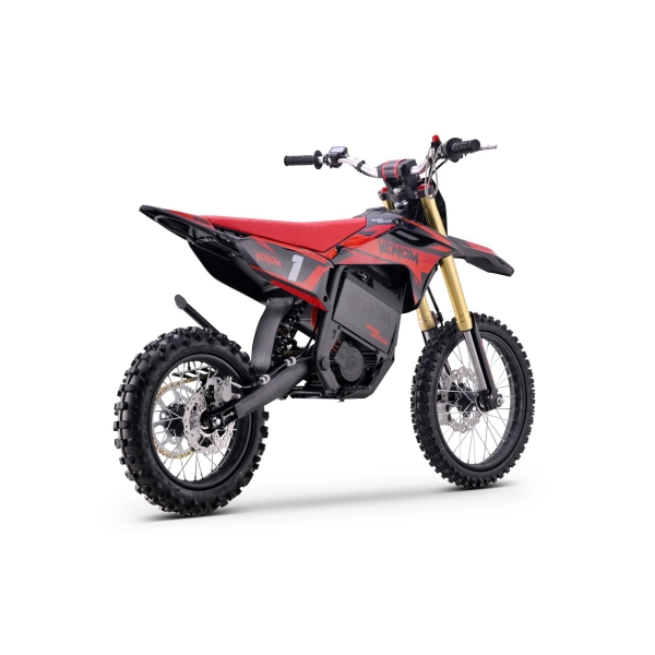 CROSS_VENOM_17:14_RED 2.jpg